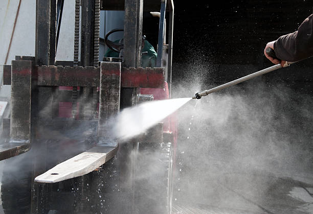 Best Factory Floor Cleaning  in Conneaut Lakeshore, PA
